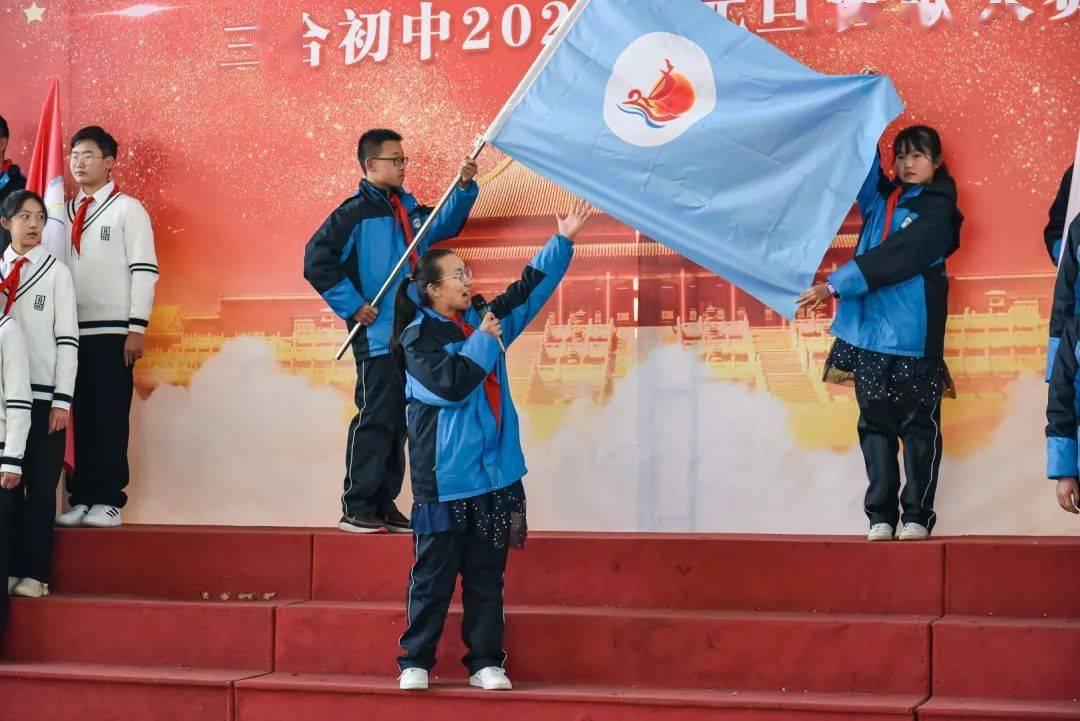 逃离沙漠小镇